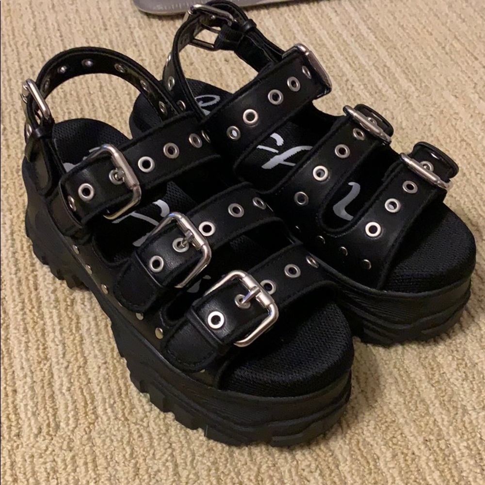 Buffalo platform sandal